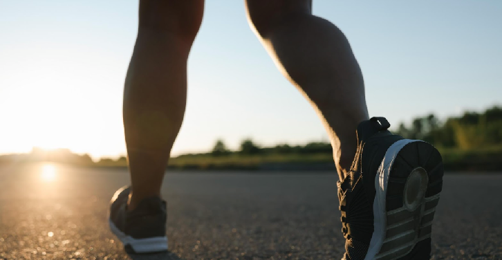 How pace changes step count when walking or running
